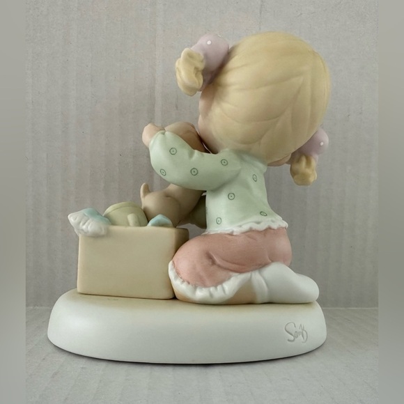 Vintage 1998 Precious Moments “You Just Can’t Replace A Good Friendship” - Picture 2 of 14